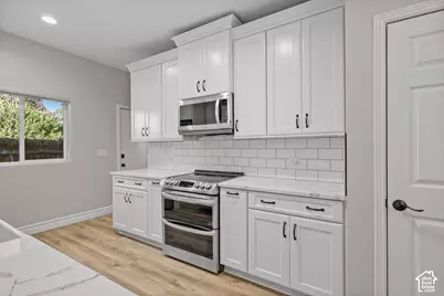 2090 E Cresthill Dr, Holladay, UT 84117 - Photo 15