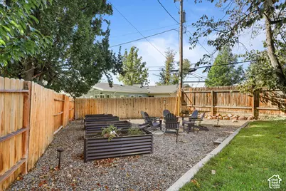 2090 E Cresthill Dr, Holladay, UT 84117 - Photo 7