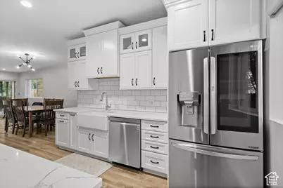 2090 E Cresthill Dr, Holladay, UT 84117 - Photo 13