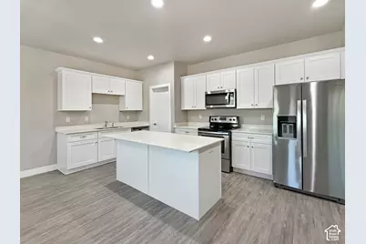 307 E 1500 N, Harrisville, UT 84404 - Photo 5