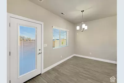 307 E 1500 N, Harrisville, UT 84404 - Photo 7
