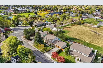 9776 S Granite Hills Dr, Sandy, UT 84092 - Photo 47