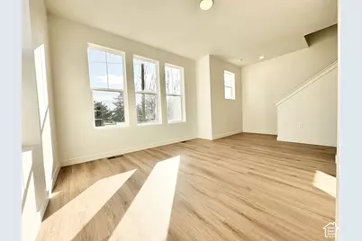 1650 N Main St, Layton, UT 84041 - Photo 9