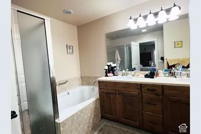 1896 W Park Dr S, Syracuse, UT 84075 - Photo 11
