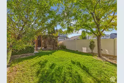 63 N Lecheminant Dr E, Vineyard, UT 84059 - Photo 23