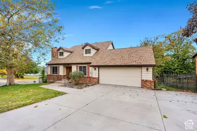 1009 N 250 E, Centerville, UT 84014 - Photo 35