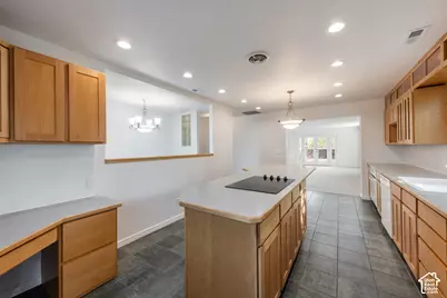 3806 S Birch Res E, Salt Lake City, UT 84109 - Photo 7