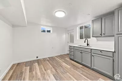 1874 N Matthew Dr W, Layton, UT 84041 - Photo 17