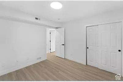 2202 S Lake St, South Salt Lake, UT 84106 - Photo 9