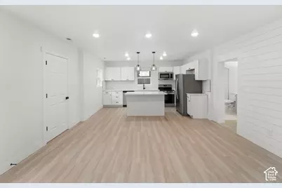 2202 S Lake St, South Salt Lake, UT 84106 - Photo 3
