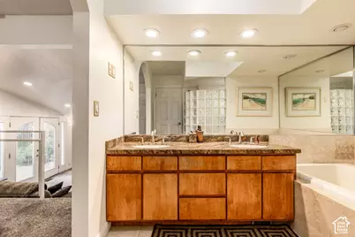 11528 S Summerfield Ln, Sandy, UT 84092 - Photo 21