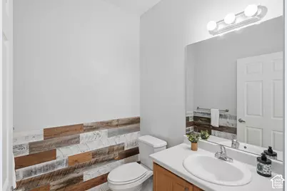 547 W 300 S #D, Springville, UT 84663 - Photo 19