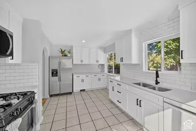 244 E 40 St S, South Ogden, UT 84405 - Photo 9