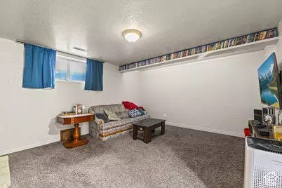 4868 S 300 W, Washington Terrace, UT 84405 - Photo 19