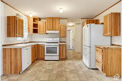 1111 N 2000 W #60, Farr West, UT 84404 - Photo 3