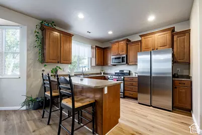 947 N Hillingdon Ct W, North Salt Lake, UT 84054 - Photo 11