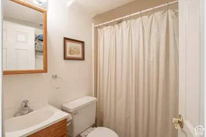 1196 E 3225 N, Layton, UT 84040 - Photo 17