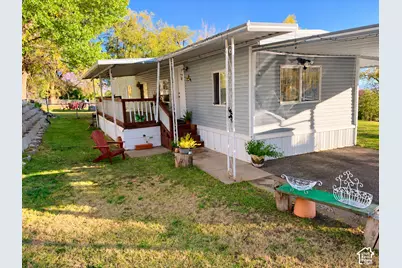 328 E Harriger Way N, Layton, UT 84041 - Photo 3