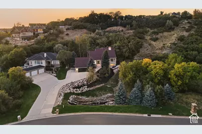 2119 Oak Ln, Layton, UT 84925 - Photo 3