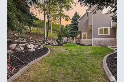 2119 Oak Ln, Layton, UT 84925 - Photo 7