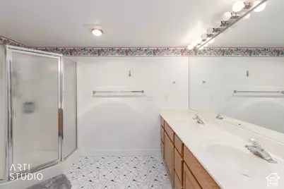 2553 E 1980 N, Layton, UT 84040 - Photo 27
