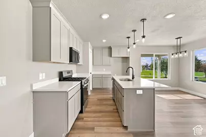 97 E Crestwood, Kaysville, UT 84037 - Photo 11