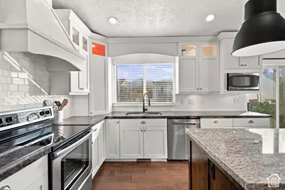 2133 S 1450 W, Woods Cross, UT 84087 - Photo 15
