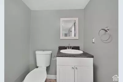 1266 E Cherry Ln, Layton, UT 84040 - Photo 19