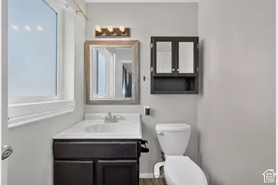 1266 E Cherry Ln, Layton, UT 84040 - Photo 23