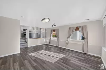 1266 E Cherry Ln, Layton, UT 84040 - Photo 17