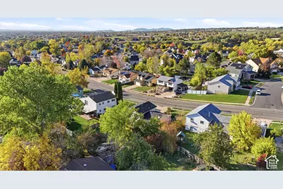 1266 E Cherry Ln, Layton, UT 84040 - Photo 33