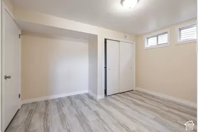 1088 E Deborah Dr S, Bountiful, UT 84010 - Photo 29
