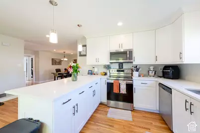 4454 S Aspen Hollow Ln, Salt Lake City, UT 84117 - Photo 13