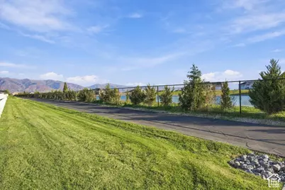 1851 W Mulberry Way, Syracuse, UT 84075 - Photo 39