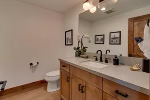 9234 Heartwood Dr, Truckee, CA 96161 - Photo 15