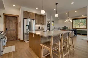 9234 Heartwood Dr, Truckee, CA 96161 - Photo 11