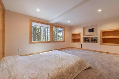12255 Sierra Drive, Truckee, CA 96161 - Photo 13