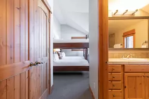 12408 Trappers Trail, Truckee, CA 96161 - Photo 17