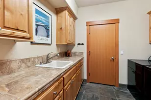 11711 Hope Ct, Truckee, CA 96161 - Photo 25