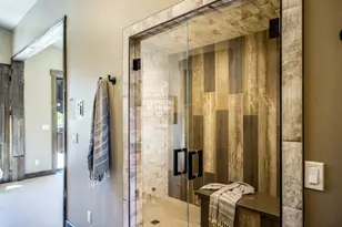 19505 Glades Ct, Truckee, CA 96161 - Photo 21