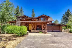 10136 Sagebrush Ct, Truckee, CA 96161 - Photo 1