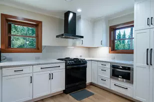 21149 Donner Pass Rd, Soda Springs, CA 95728 - Photo 11