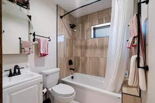 21149 Donner Pass Rd, Soda Springs, CA 95728 - Photo 19