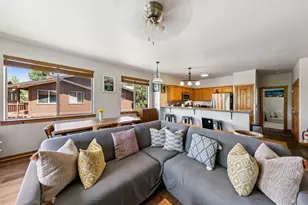 10592 Boulders Rd, Truckee, CA 96161 - Photo 5