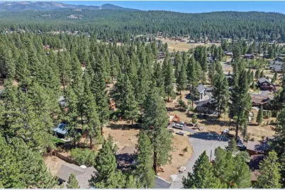 10583 Laburnham Circle, Truckee, CA 96161 - Photo 7