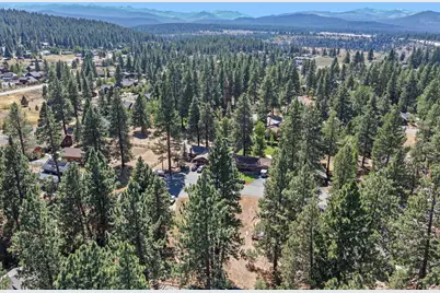 10583 Laburnham Circle, Truckee, CA 96161 - Photo 13