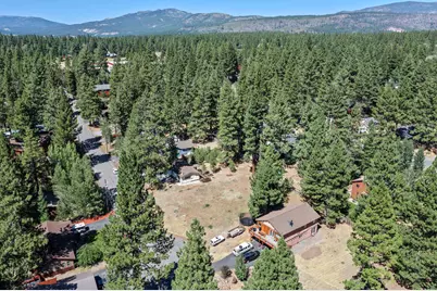 10583 Laburnham Circle, Truckee, CA 96161 - Photo 9