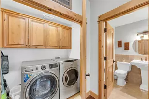 10145 Sagebrush Ct, Truckee, CA 96161 - Photo 27