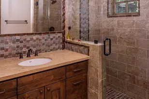 10606 Dutton Ct, Truckee, CA 96161 - Photo 15