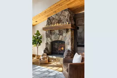 10606 Dutton Court, Truckee, CA 96161 - Photo 7